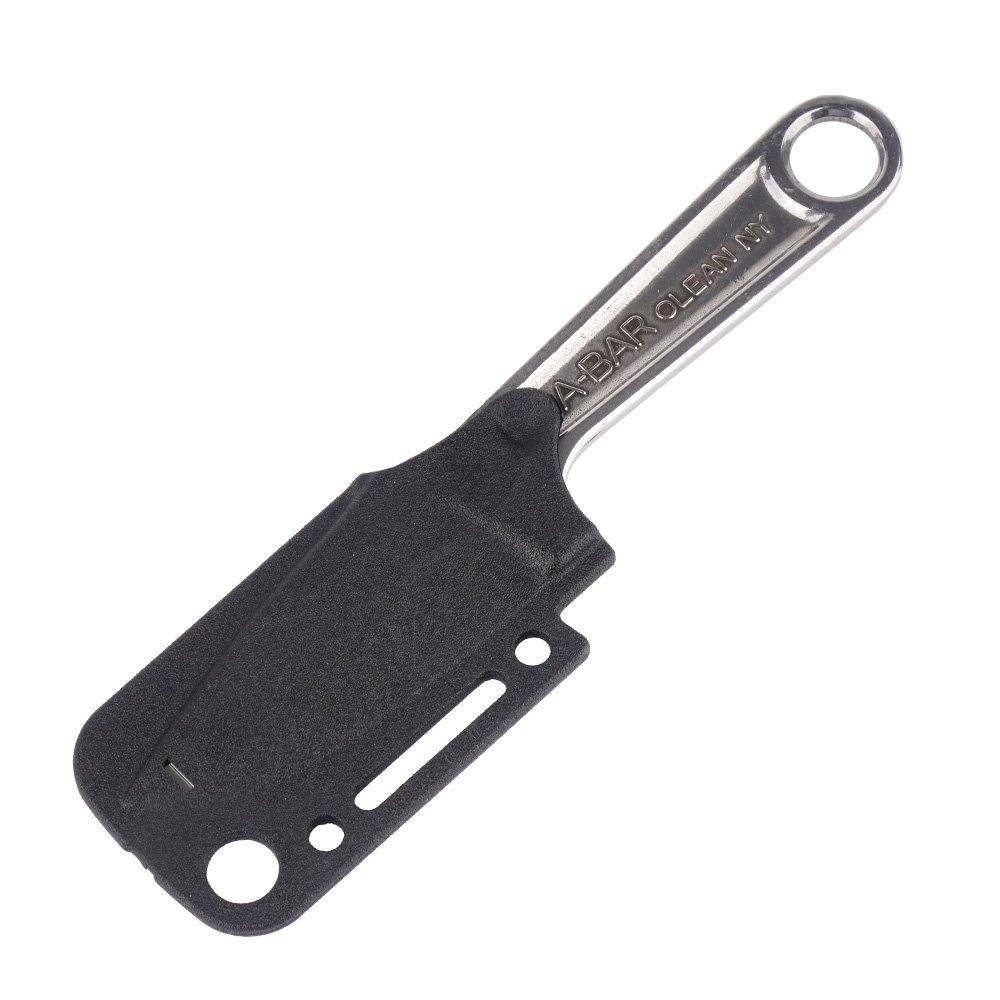 Pochewka umożliwia przenoszenie Forged Wrench Knife na szyi / Zdjęcia: Ka-Bar