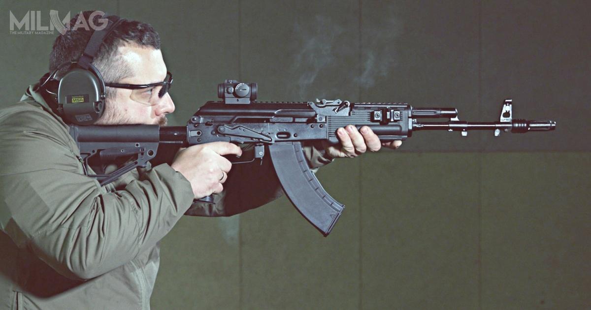 Karabinek AK-204 to zmodyfikowany AK-104 z pakietem modernizacyjnym KM-AK 6Cz63. Broń budzi zainteresowanie Indii i państw bliskowschodnich / Zdjęcia: Koncern Kałasznikow, Rosoboroneksport