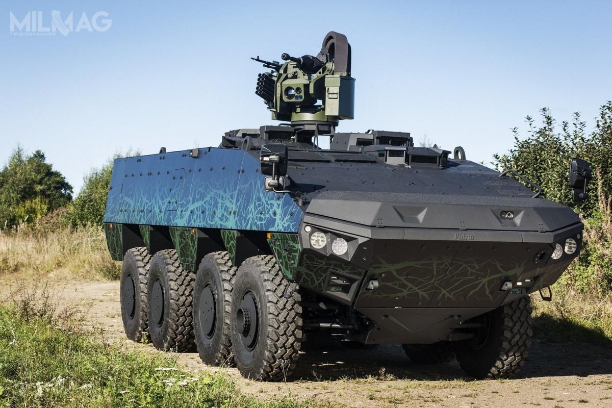 AMV XP, który zaprezentowano po raz pierwszy w 2013, jest cięższą i zmodernizowaną wersją KTO AMV. Nowy pojazd wyposażono w 610-konny silnik wysokoprężny Scania DC13, większe koła 16.00R20 z centralnym pompowaniem, hydropneumatyczne zawieszenie z regulowanym prześwitem. Charakteryzuje się ładownością 15 t i maksymalną masą bojową 32 t / Zdjęcie: Patria
