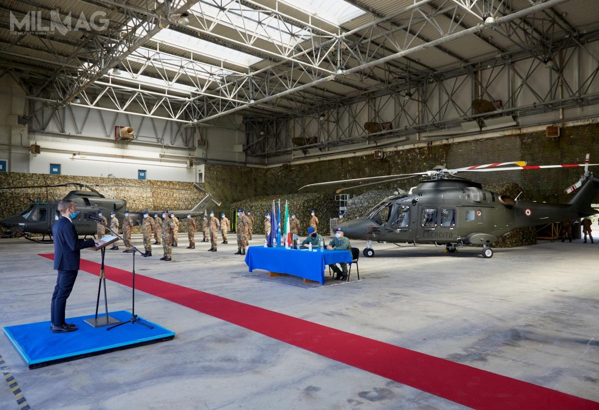 Kadłub AW169 ma 14,645 m długości, 2,53 m szerokości i 4,5 m wysokości. Średnica głównego wirnika to 12,12 m. Śmigłowiec jest napędzany dwoma silnikami turbowałowymi Pratt & Whitney PW210A, w pełni sterowanymi cyfrowo za pomocą systemu FADEC. Zapewniają prędkość maksymalną 306 km/h, zasięg 820 km i maksymalny czas lotu 4 godz. 20 min. Na potrzeby włoskiego resortu obrony, maksymalna masa startowa została zwiększona z 4800 do 5100 kg / Zdjęcie: Leonardo Helicopters