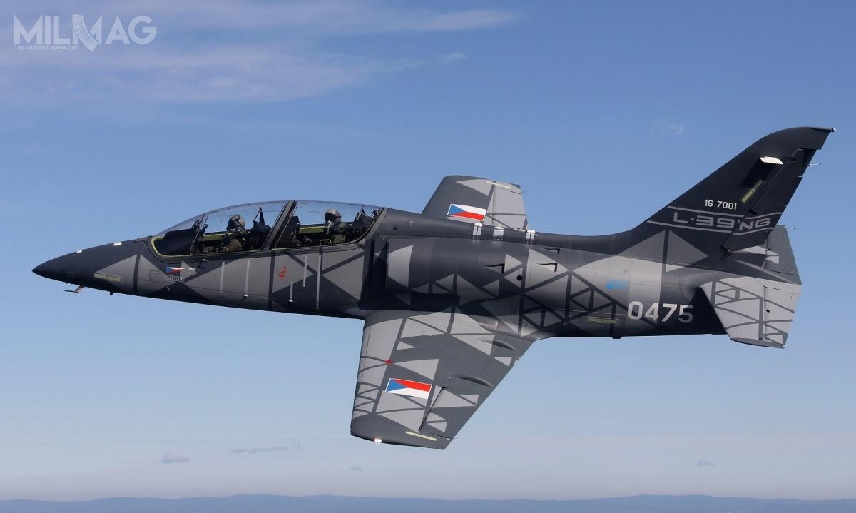Pierwszy prototyp L-39NG o nr fabrycznym 16-7001 i nr burtowym 0475 został oblatany 22 grudnia 2018 o godz. 10.38 czasu lokalnego. Samolot wystartował z lotniska fabrycznego czeskiej spółki, leżącym pod Pragą. Lot trwał 26 minut. / Zdjęcie: AERO Vodochody AEROSPACE