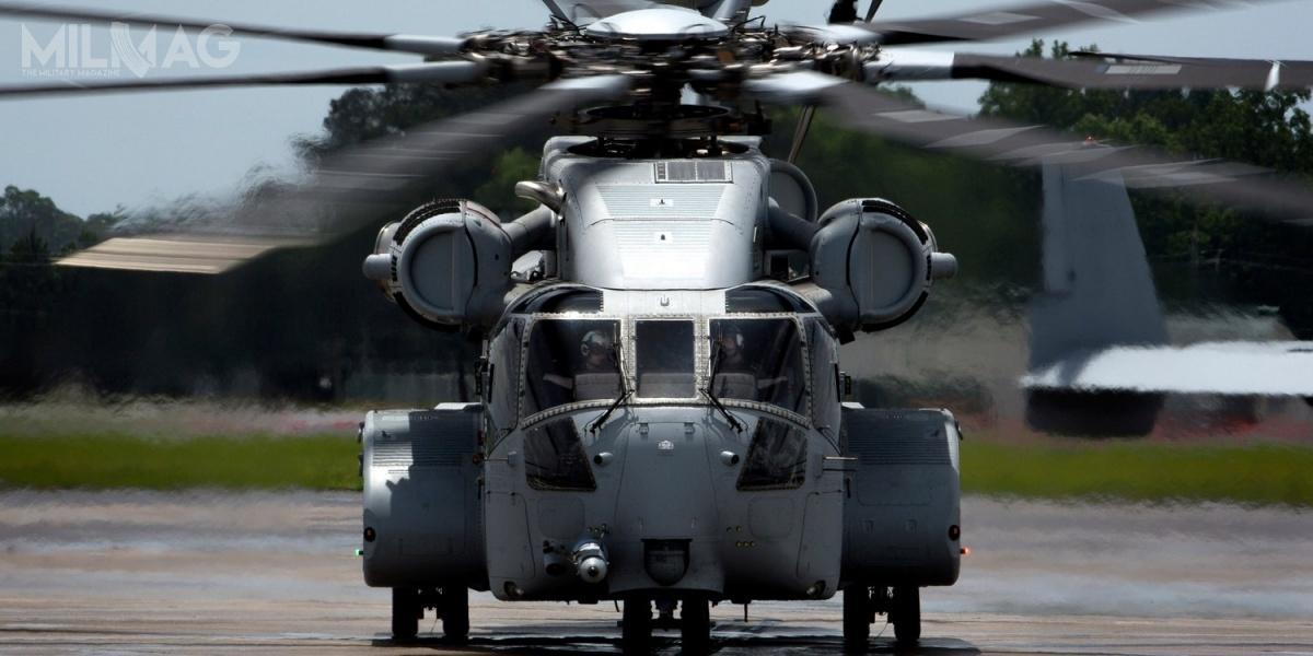 Pierwszy prototyp CH-53K King Stallion, oznaczony jako EDM-1, został zaprezentowany 4 maja 2014 i oblatany 27 października 2015 / Zdjęcie: USMC