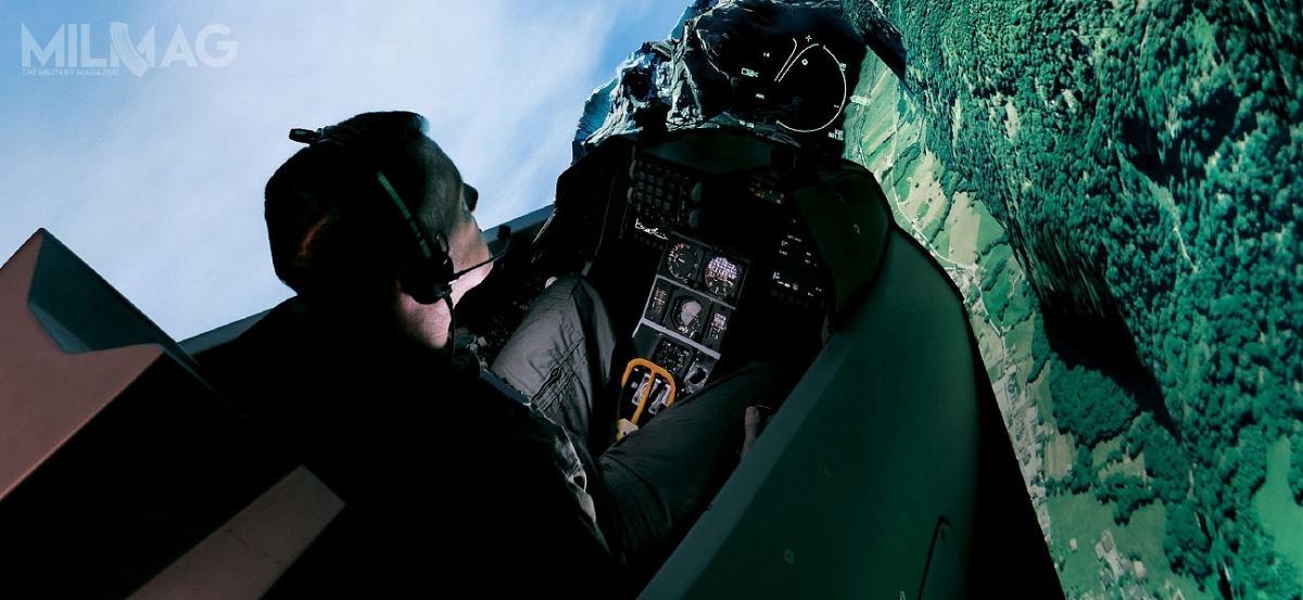 Obecnie w Siłach Powietrznych RP wykorzystywane są symulatory PLAF FMT i SLT, dostarczone przez spółkę L3 Link Training & Simulation Division, wchodzącą w skład L3Harris Technologies (wcześniej L3 Technologies). Urządzenie dostarczono procedurą Foreign Military Sales (FMS) w ramach programu Peace Sky. Nie były dotąd modyfikowane i wymagają realizacji takich prac / Zdjęcie: L3 Link