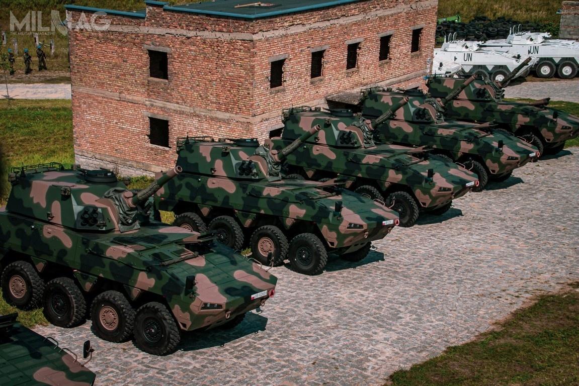 Po zakończeniu realizacji dostaw 64 moździerzy M120K Rak z pierwszej umowy i 18 z kolejnej, na stanie Wojska Polskiego w 2021 będzie znajdować się łącznie 82 pojazdy ogniowe, z czego 80 w jednostkach liniowych / Zdjęcia: Ministerstwo Obrony Narodowej