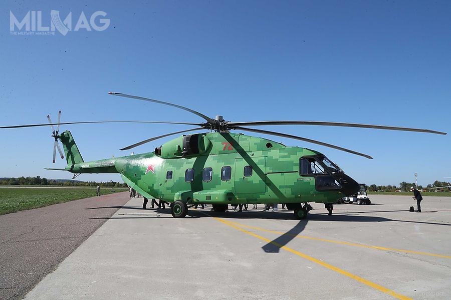 Mi-38T ma 19,7 m długości, 2,3 m szerokości, 5,13 m wysokości, a wirnik główny ma średnicę 21,1 m. Kabina załadunkowa ma 7 m długości, 2,36 m szerokości, 1,84 m wysokości oraz 29,5 m3 objętości. Maksymalna masa startowa waha się od 15,6 do 16,2 t. Zasięg operacyjny wynosi 420, 660 lub 1200 km, przy obciążeniu ładunkiem, odpowiednio, 5, 3 lub 2,7 t. Maksymalne obciążenie wynosi 6 t w kabinie załadunkowej lub 7 t na zewnętrznym haku. Załogę stanowią 3 osoby, a maksymalna liczba pasażerów to 30 / Zdjęcia: OAO RosOboronEksport