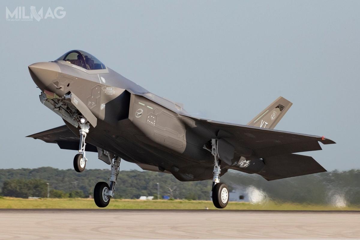 F-35A o nr bocznym 17-5265 jest pierwszym z dwudziestu, przeznaczonych dla lotnictwa Gwardii Narodowej stanu Vermont. Ogółem cała formacja otrzyma 120 samolotów