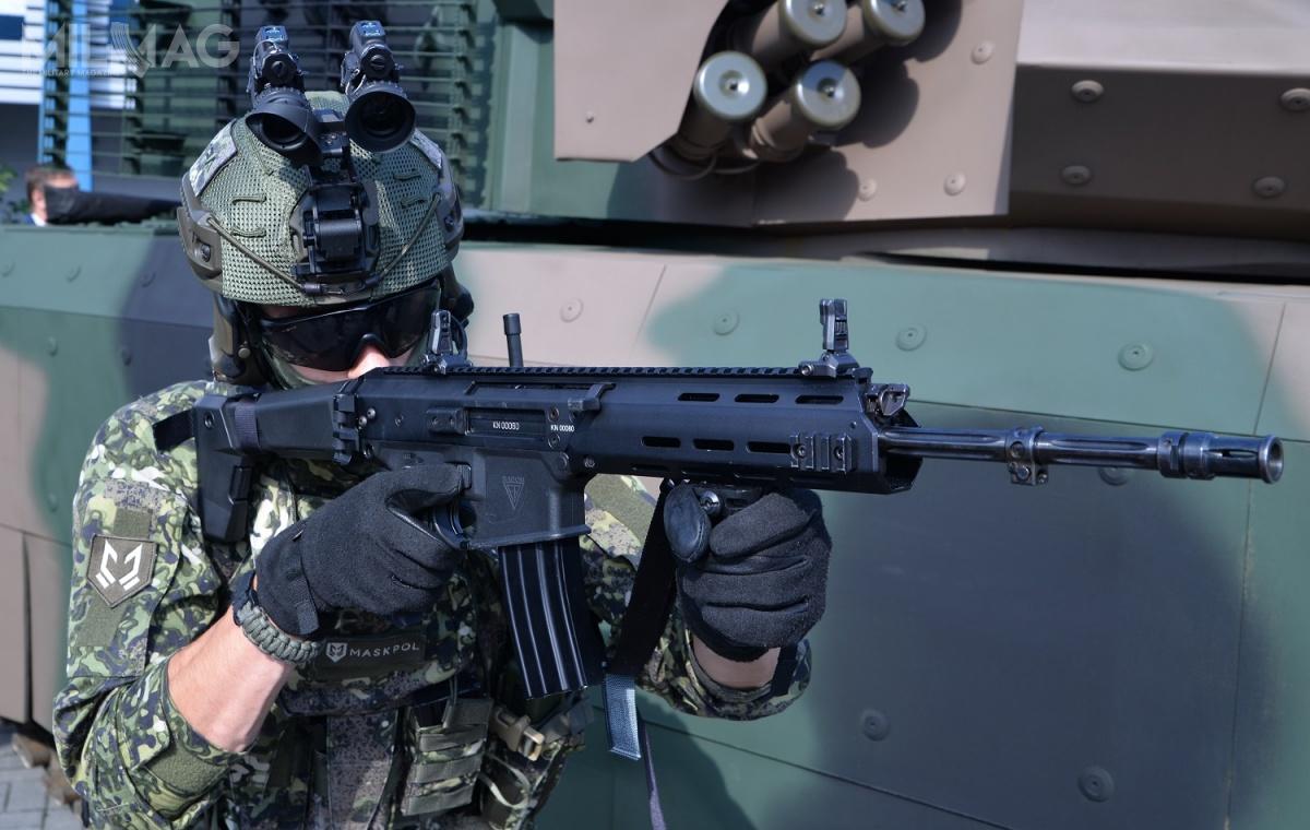 Zakończyły się wszystkie wymagane przepisami badania 5,56-mm karabinka podstawowego MSBS-5,56KA0/Grot C16 FBM1. Otwiera to drogę do formalnego przyjęcia broni do uzbrojenia / Zdjęcie: Paweł Ścibiorek