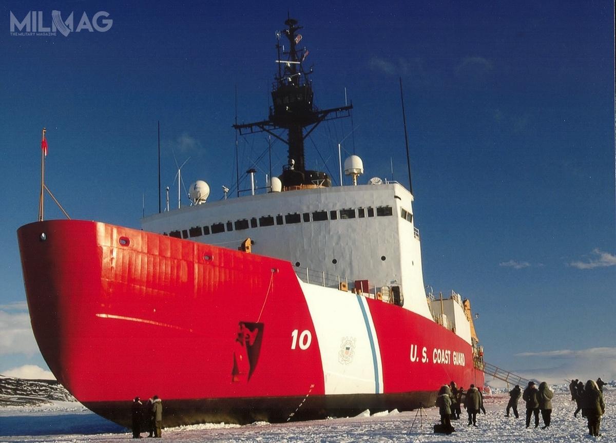 Nowy lodołamacz zastąpi wprowadzony do linii w 1976 okręt USCGC Polar Star. Natomiast w 2010 wycofano z aktywnej służby bliźniaczy Polar Sea, który wszedł do linii w dwa lata po Polar Star / Zdjęcie: USCG