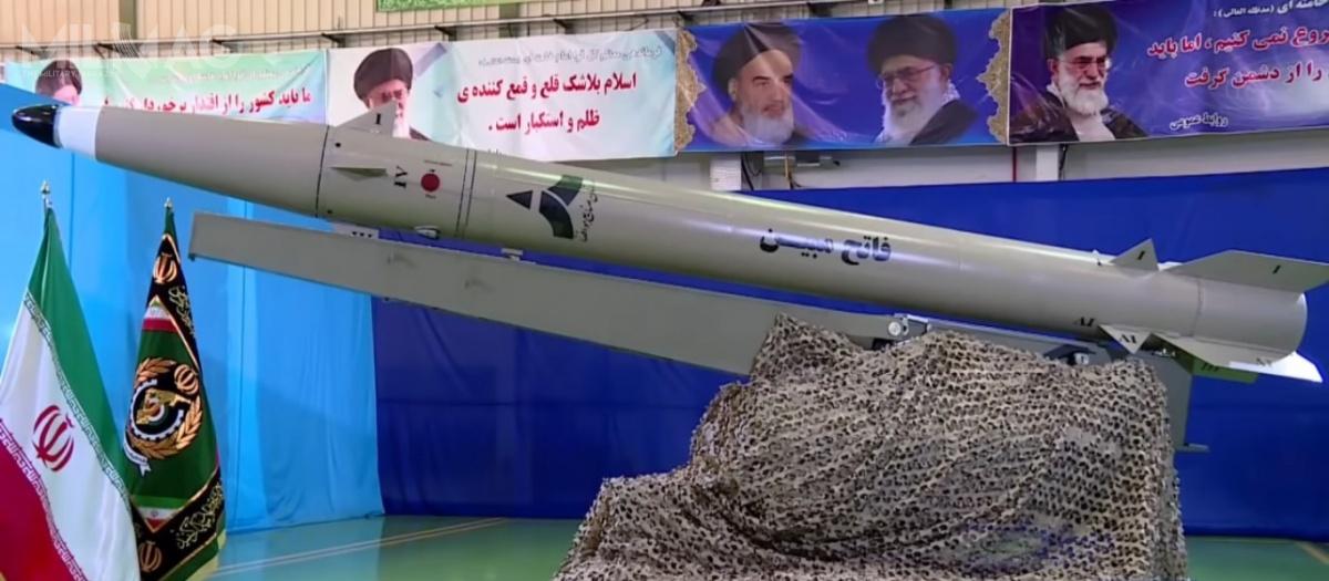 Fateh Mobin, jest drugim po Ormuz-2, przeciw-okrętowym rakietowym pociskiem balistycznym, opracowanym w Iranie./Zdjęcie: Ministerstwo Obrony i Logistyki Iranu.