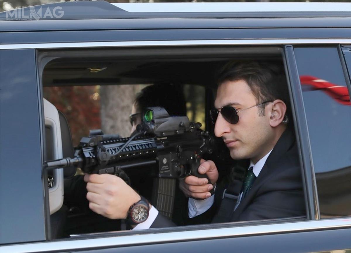 Turcy kupują też 5,56-mm karabinki automatyczne rodziny MPT-55. W pierwszej kolejności trafiły one w ręce pododdziałów ochrony prezydenta i premiera z głównej służby ochrony EGM (Emniyet Genel Mudurlugune) / Zdjęcie: EGM