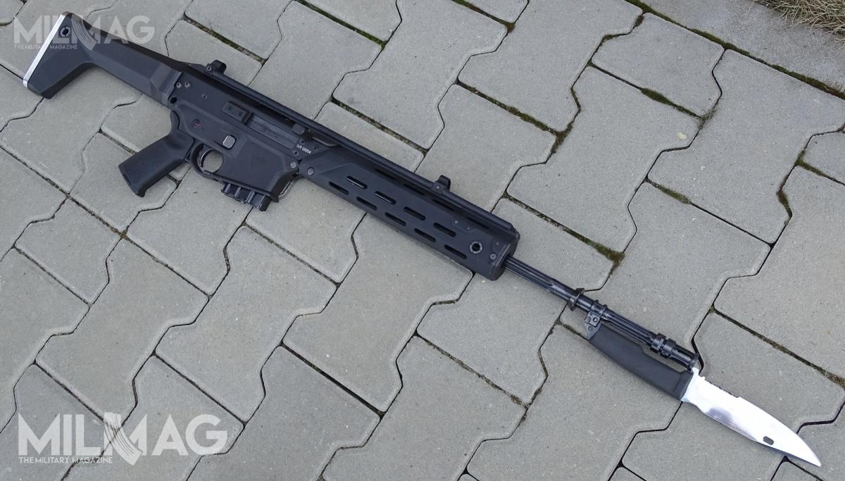 5,56-mm karabinki reprezentacyjne MSBS-5,56R zostały wcześniej kupione przez oddziały reprezentacyjne Wojska Polskiego (640 w dwóch postępowaniach z 2016 i 2017) i Służby Więziennej (40 w 2016) / Zdjęcie: Remigiusz Wilk