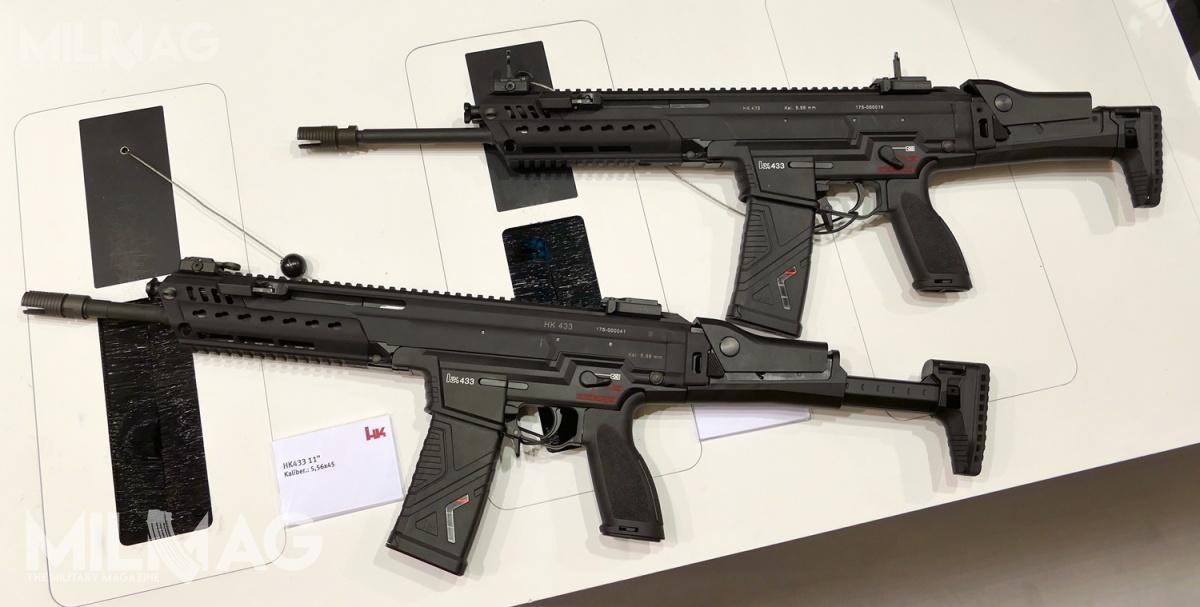 Zaprezentowane w marcu dwa karabinki H&K HK433 czwartej serii prototypowej (PT4). Obecnie do pierwszej oceny niemieckich służb odpowiedzialnych za zakup broni trafiły nieznacznie zmodyfikowane karabinki piątej serii prototypowej (PT5)