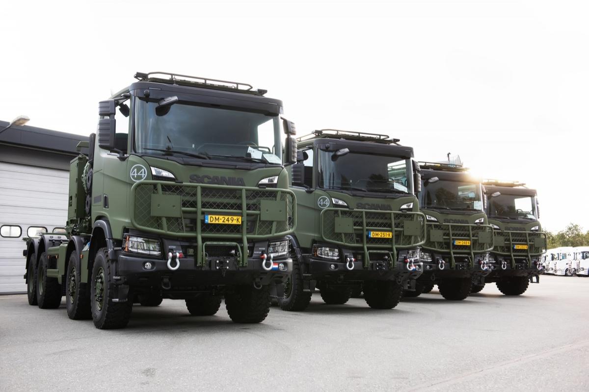 Królewskie wojska lądowe Niderlandów mają otrzymać łącznie 2847 samochodów ciężarowych Gryphus XT w układach napędowych 4x4, 6x6 i 8x8 / Zdjęcie: Scania Nederland