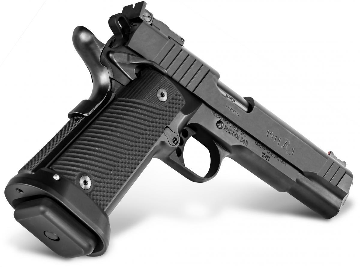 Bezpiecznik chwytowy przedłużono, by chronić dłoń strzelca przed uszczypnięciem przez napinany kurek - jest to częsta przypadłość klonów Colta M1911 ze standardowym bezpiecznikiem.