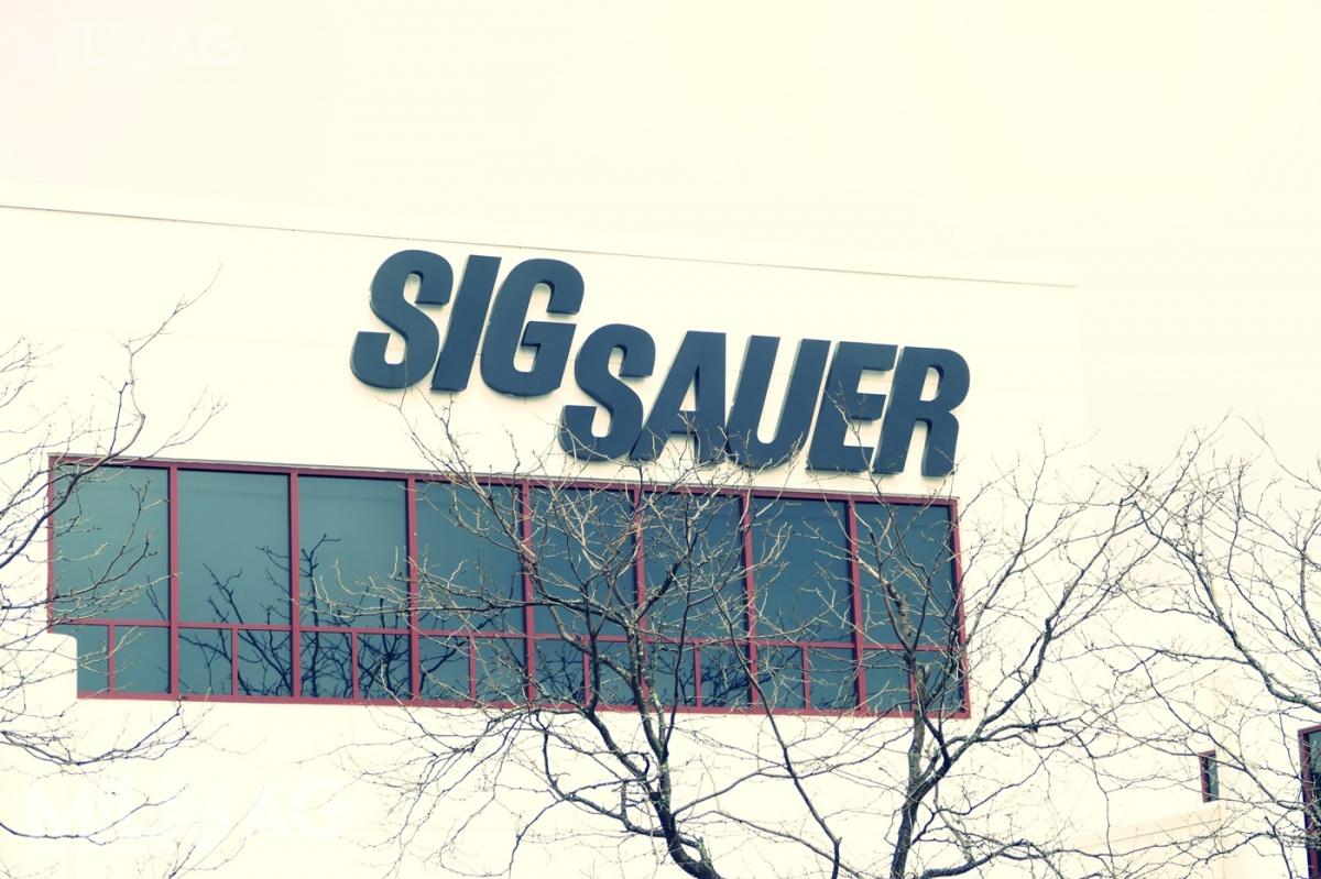 SIG Sauer rozważa budowę zakładu produkującego broń strzelecką w Brazylii. Decyzja o inwestycji uzależniona jest od planowanego otwarcia brazylijskiego rynku na zagranicznych producentów / Zdjęcie: Remigiusz Wilk