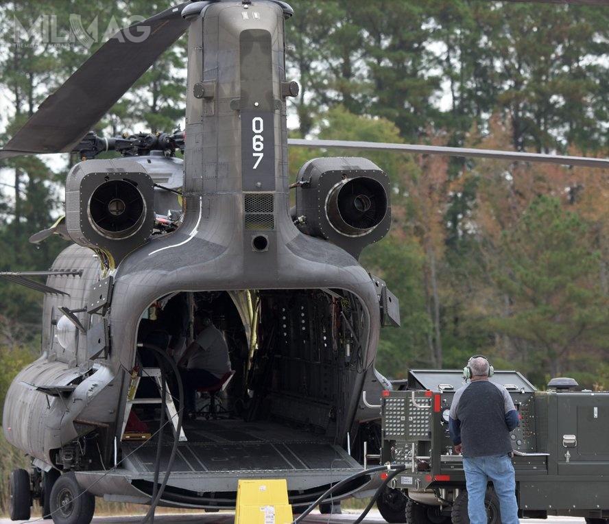 T408-GE-400 zostały zainstalowane na CH-47F o nr bocznym 067. Zauważalne są zmiany kształtu (gondoli silników, które mają obecnie kwadratowy przekrój. Pomiędzy nimi widać także nowe połączenia z kadłubem 