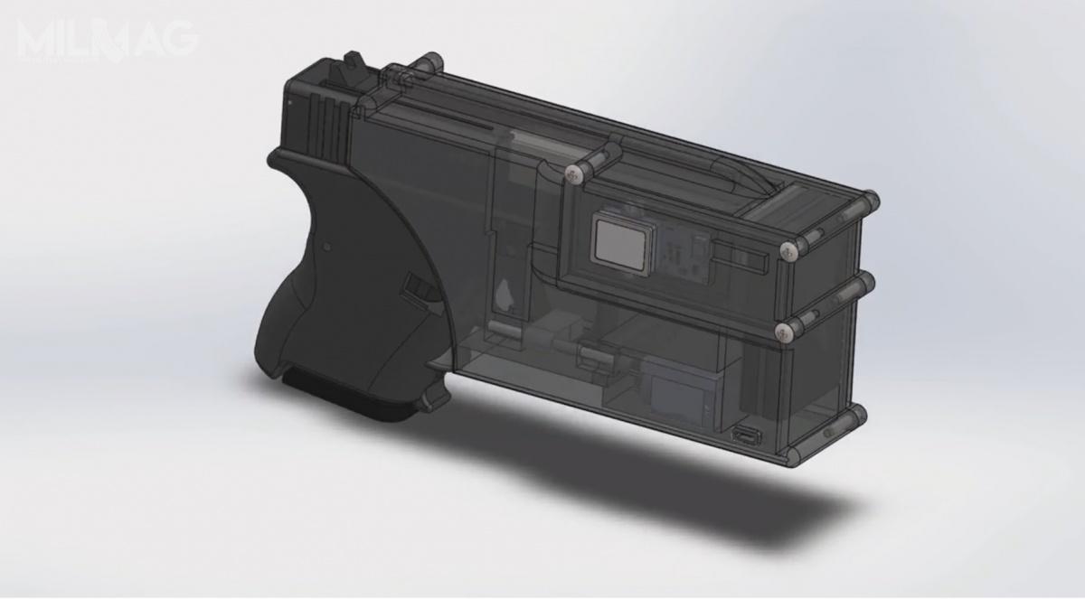 Rzucającym się w oczy mankamentem projektu zdaje się być ulokowanie silniczka napędzającego mechanizm w miejscu zazwyczaj przeznaczonym na umieszczenie oświetlenia taktycznego. /Zdjęcie: Ashwin Raj Kumar