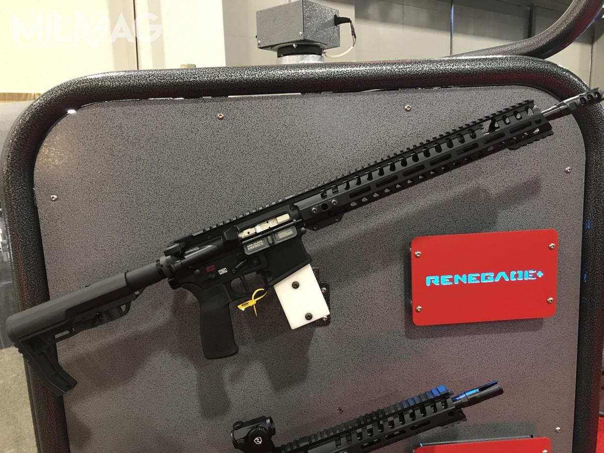 Zdaniem prezesa POF-USA Renegade+ .224 ma być pozbawiony kłopotów z celnością spotykanych w niektórych konstrukcjach zasilanych tym samym nabojem. /Zdjęcia: Celina Pawlik