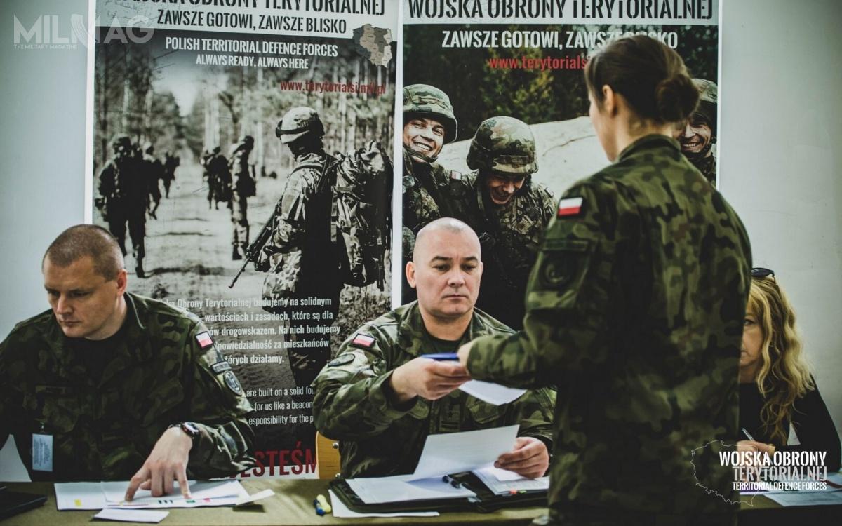 Agrykola jest kursem oficerskim dla żołnierzy WOT pełniących Terytorialną Służbę Wojskową. Założeniem projektu jest znalezienie kandydatów, którzy posiadają predyspozycje oraz wiedzę do tego by zostać oficerem OT / Zdjęcie: WOT