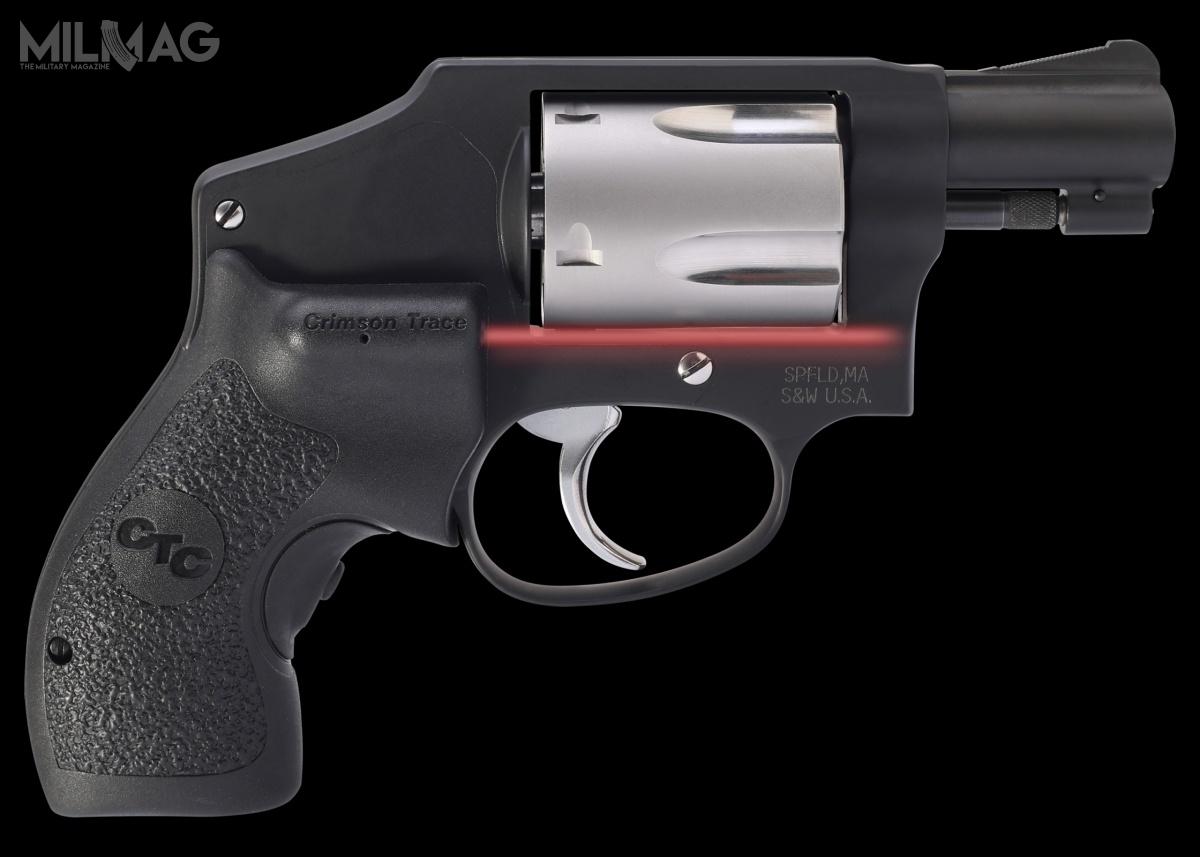 Smith & Wesson oddał w ręce Performance Center kolejny rewolwer. Tym razem jest to model 442 do amunicji .38 Special +P. /Zdjęcie: S&W