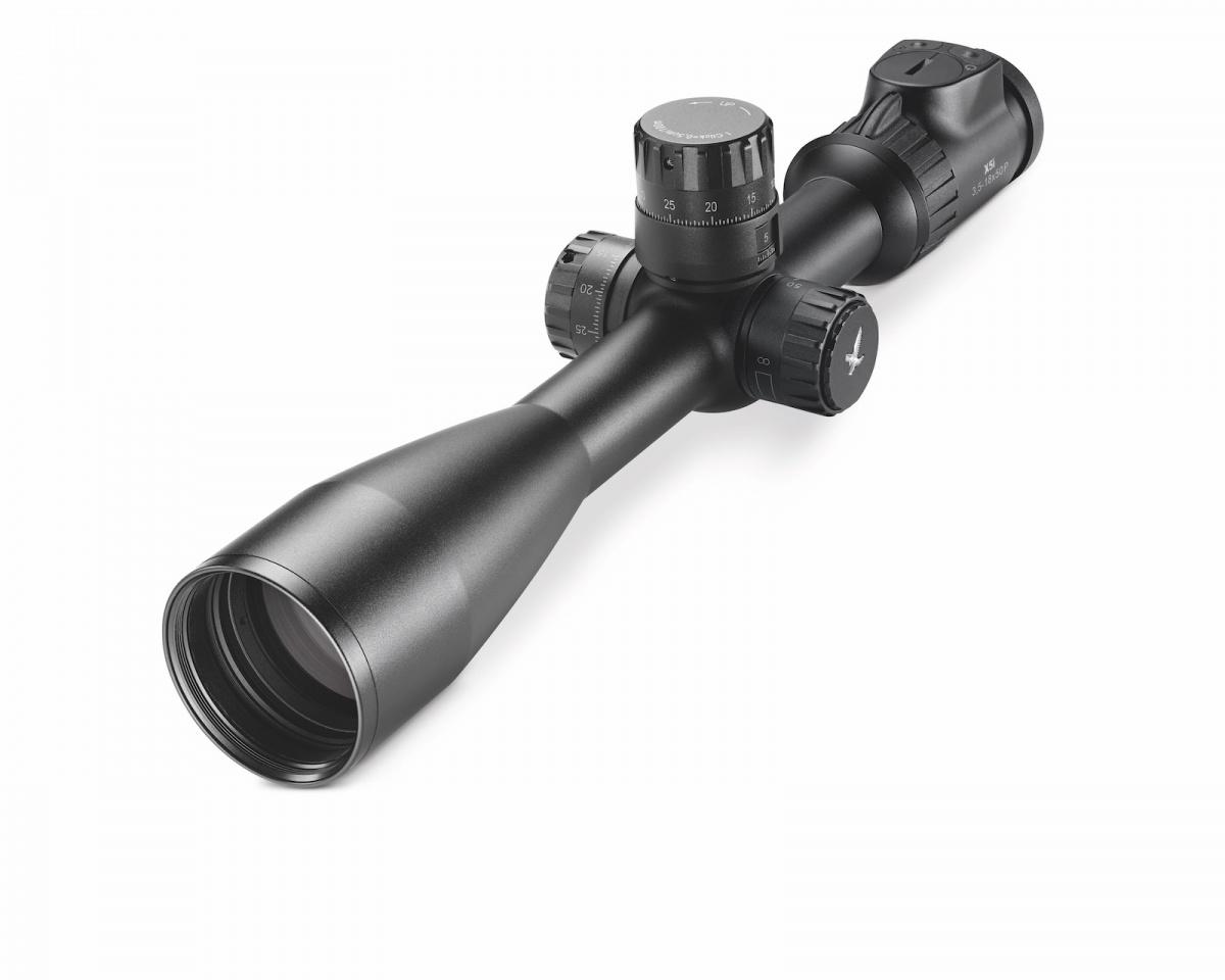 Bębny korekcyjne celowników X51 pozwalają na wprowadzanie nastaw w jednostkach metrycznych. Dodatkowo lunety zostały wyposażone w siatki celownicze wyskalowane w miliradianach