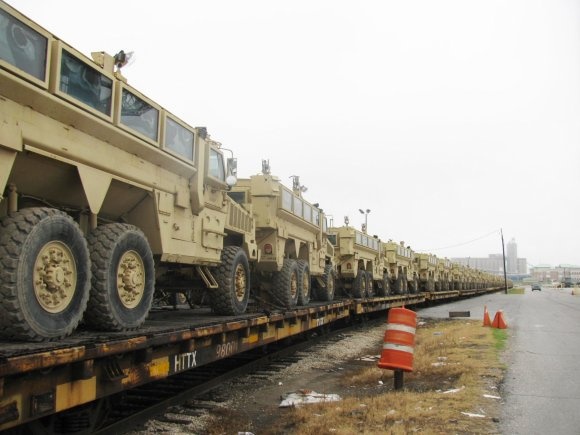 The final shipment of over 100 MRAP vehicles transferred to Egypt under the EDA program agreement. Cairo has a requirement for 1000 more vehicles of this class / Picture: US Army 