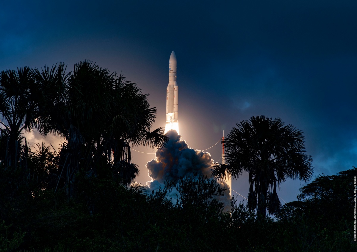 Launch operations resume at the Guiana Space Centre. Personnel arrives for Vega flight VV16 / Picture: ESA / CNES / Arianespace