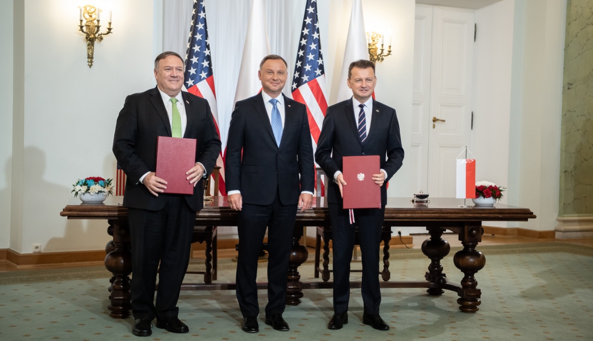 In the picture: the US Secretary of State, Mike Pompeo (left), the President of the Republic of Poland, Andrzej Duda (center) and the Polish Defense Minister, Mariusz Blaszczak (right) / Photo by: kpt. Robert Suchy/CO MON