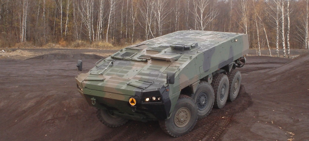 The Polish Ministry of Defense has announced its intention to procure a batch of 60 Rosomak-S Spike ATGM carriers. Future Rosomak-S AMVs will most probably be fitted with a marginal weapon system, like a remote weapon station, rather than a (un)manned turret / Picture: Rosomak 