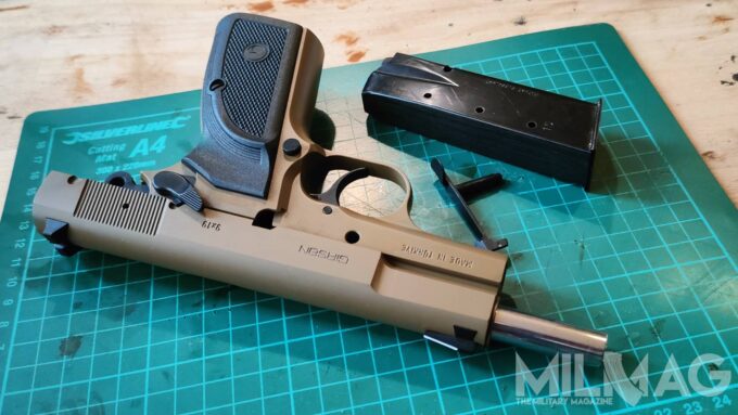 Girsan mc p35 w trakcie rozkładania