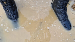 buty prabos striker high w wodzie