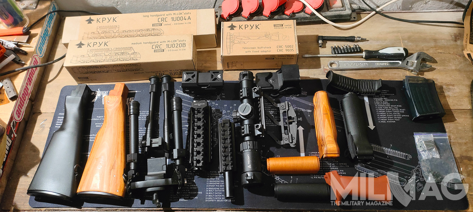 akcesoria do AKM z fabryki WBP Rogów i od marki Kruk